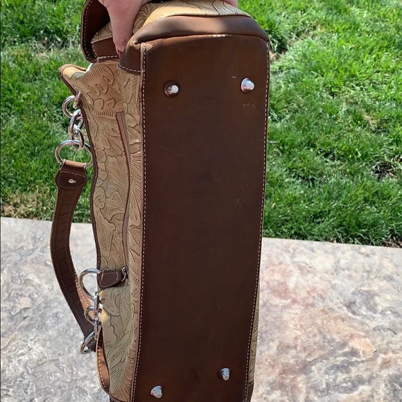 Woman’s Blazin Roxx Purse with Rhinestones - Picture 9 of 11